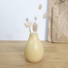 Load image into Gallery viewer, lemon bud vase
